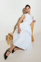 Load image into Gallery viewer, NUE EASE WHITE WOVEN MDI DRESS