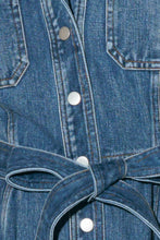 Load image into Gallery viewer, LIGHT CODE MEDIUM DENIM MIDI DRESS