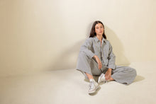 Load image into Gallery viewer, HONESTLY LOVE YOU TWILL CROP JACKET