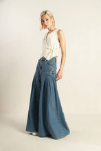 Load image into Gallery viewer, WATCHING THE WIND WOVEN VEST