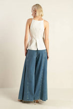 Load image into Gallery viewer, LEAD THE WAY WOVEN SEERSUCKER TOP