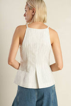 Load image into Gallery viewer, LEAD THE WAY WOVEN SEERSUCKER TOP