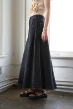 Load image into Gallery viewer, TRADING SECRETS DENIM SKIRT
