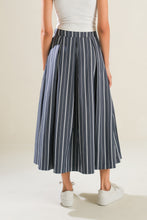 Load image into Gallery viewer, BEHIND THE GRIN WOVEN MIDI SKIRT