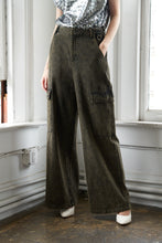 Load image into Gallery viewer, CAN'T BLAME ME GARGO DENIM PANTS