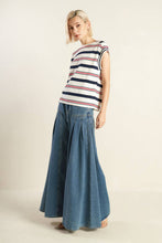 Load image into Gallery viewer, EFFORTLESS EDGE DENIM PANTS