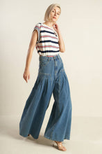 Load image into Gallery viewer, EFFORTLESS EDGE DENIM PANTS