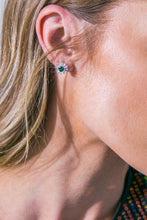 Load image into Gallery viewer, VINTAGE SUNFLOWER EARRINGS