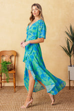 Load image into Gallery viewer, FOREVER DAYDREAMING WOVEN MIDI DRESS