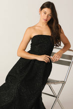 Load image into Gallery viewer, SEARCHING FOR LOVE WOVEN MAXI DRESS