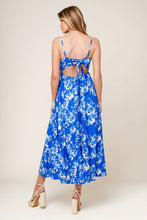 Load image into Gallery viewer, ELEGANT EDGE BLUE WOVEN MIDI DRESS