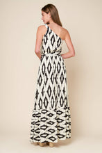 Load image into Gallery viewer, PERFECT SENSATION WOVEN MAXI DRESS