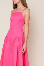 Load image into Gallery viewer, SLEEK ESSENCE WOVEN MIDI DRESS