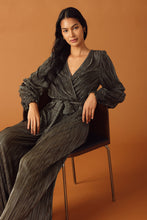 Load image into Gallery viewer, MOMENTS OF CLARITY WOVEN JUMPSUIT