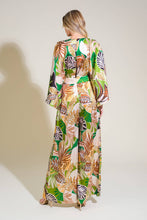 Load image into Gallery viewer, RIPPLE EFFECT WOVEN JUMPSUIT