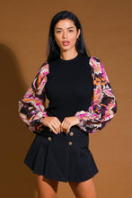 Load image into Gallery viewer, STOP & STARE SWEATER TOP