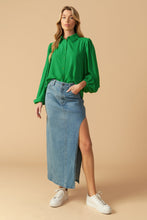 Load image into Gallery viewer, COMFORTABLE CHARM WOVEN TOP
