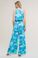 Load image into Gallery viewer, MARITIME MUSE WOVEN PLISSE TOP AND PANT SET