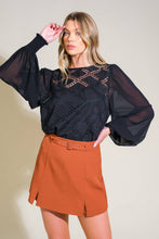Load image into Gallery viewer, WEEKEND WANDERER WOVEN TOP