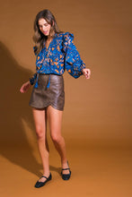 Load image into Gallery viewer, EAGLE CREST WOVEN TOP