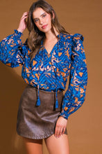 Load image into Gallery viewer, EAGLE CREST WOVEN TOP