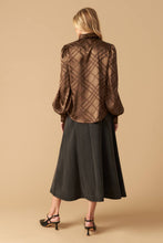 Load image into Gallery viewer, THE ART OF BALANCE WOVEN SATIN TOP