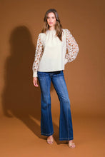 Load image into Gallery viewer, DAYDREAM FANTASIES WOVEN TOP
