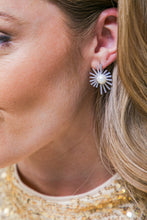 Load image into Gallery viewer, COUTURE PEARL FLOWER EARRINGS