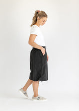 Load image into Gallery viewer, Andie Hiking Midi Skirt