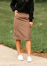 Load image into Gallery viewer, Andie Hiking Midi Skirt