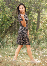 Load image into Gallery viewer, Annabella Shift Midi Dress