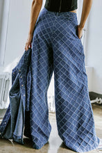 Load image into Gallery viewer, IT'S A SECRET DENIM PANTS