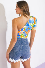 Load image into Gallery viewer, SUNNY APPROACH PRINT BODYSUIT