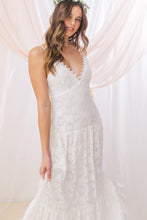 Load image into Gallery viewer, WONDERLAND DREAM MAXI DRESS