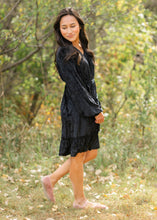 Load image into Gallery viewer, Diana Crushed Velvet Midi Dress