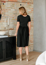 Load image into Gallery viewer, Emersyn Pleated Midi Dress