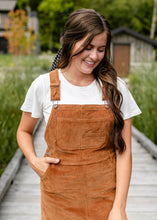 Load image into Gallery viewer, Essential Flutter Sleeve Top