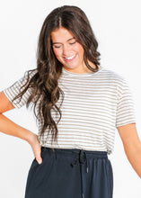 Load image into Gallery viewer, Essential Linen Short Sleeve Tee