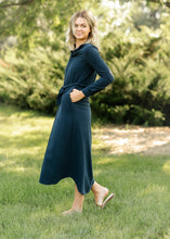 Load image into Gallery viewer, Essential Linen Shirt Dress