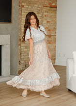 Load image into Gallery viewer, Estelle Floral Maxi Dress