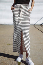 Load image into Gallery viewer, PRETTY ON POINT KNIT SKIRT