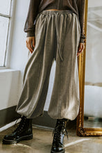 Load image into Gallery viewer, GET ON BOARD KNIT JOGGER