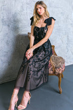 Load image into Gallery viewer, DREAMING ON WOVEN MIDI DRESS
