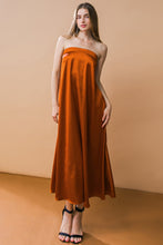 Load image into Gallery viewer, FROSTY ELEGANCE WOVEN MIDI DRESS