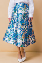 Load image into Gallery viewer, LIMITLESS RADIANCE WOVEN SKIRT