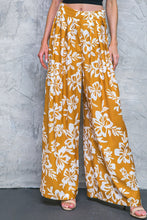 Load image into Gallery viewer, LET THE LIGHT IN BROWN WOVEN PANTS