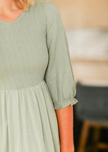Load image into Gallery viewer, Flora Smocked Midi Dress