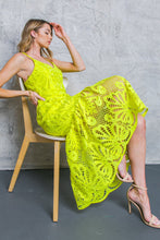 Load image into Gallery viewer, MANHATTAN VILLAGE LACE MIDI DRESS