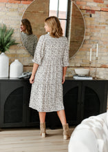 Load image into Gallery viewer, Isla 3/4 Sleeve Midi Dress
