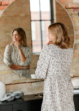 Load image into Gallery viewer, Isla 3/4 Sleeve Midi Dress